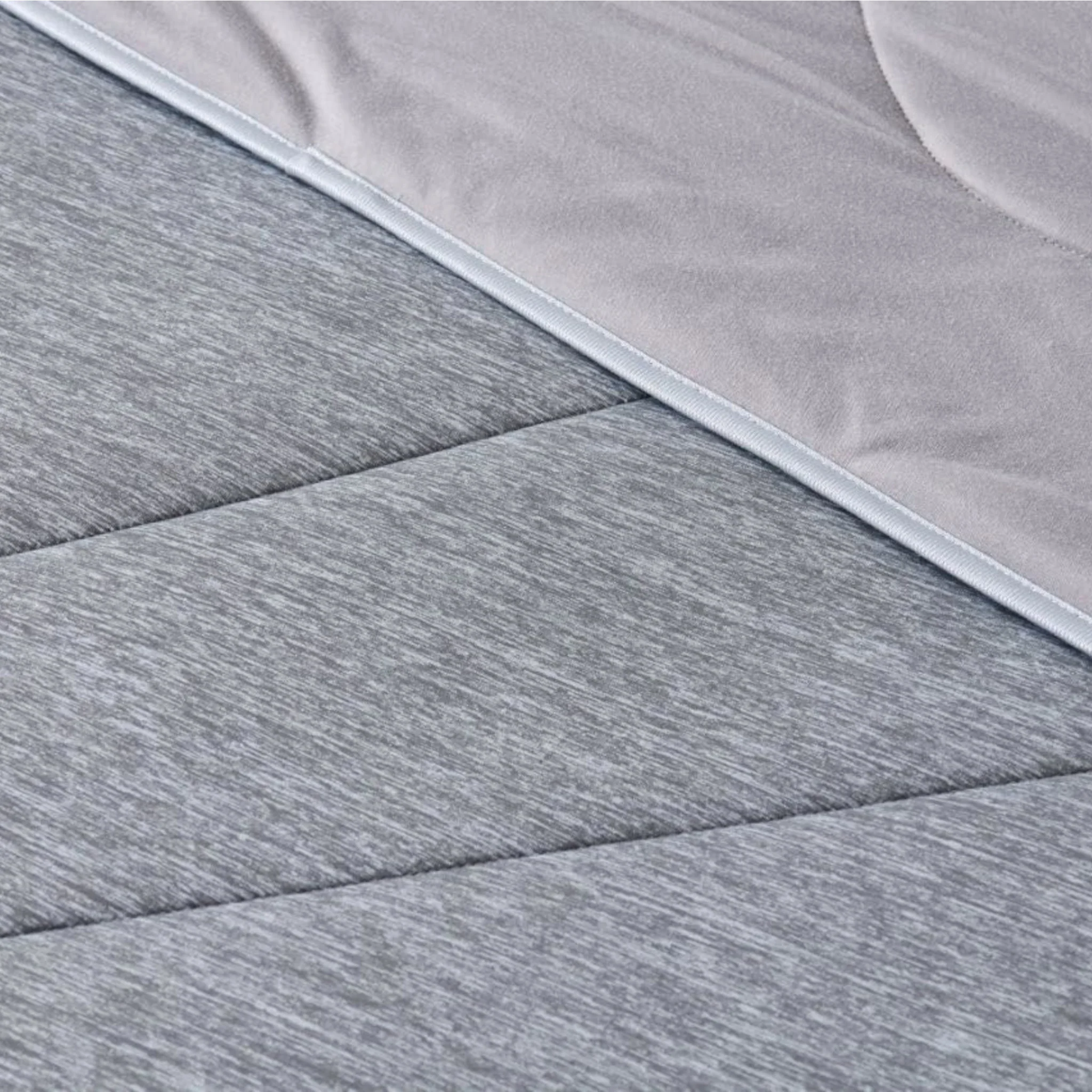 King Cooling Quilt Grey (200x220cm) - Image 6